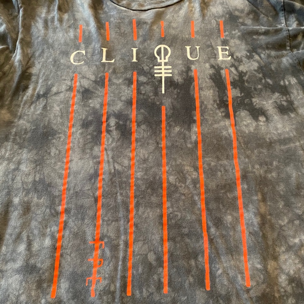 Men’s Twenty One Pilots tee